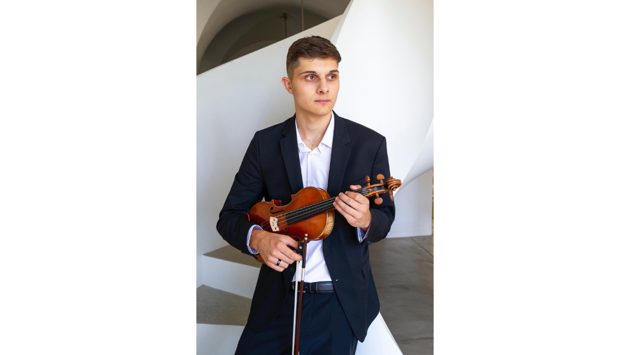 Jonathan Zipperle Violine | 